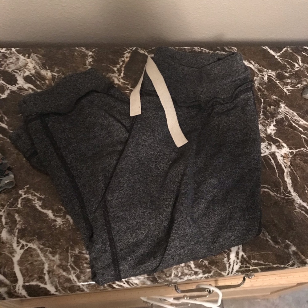 Capri Joggers!